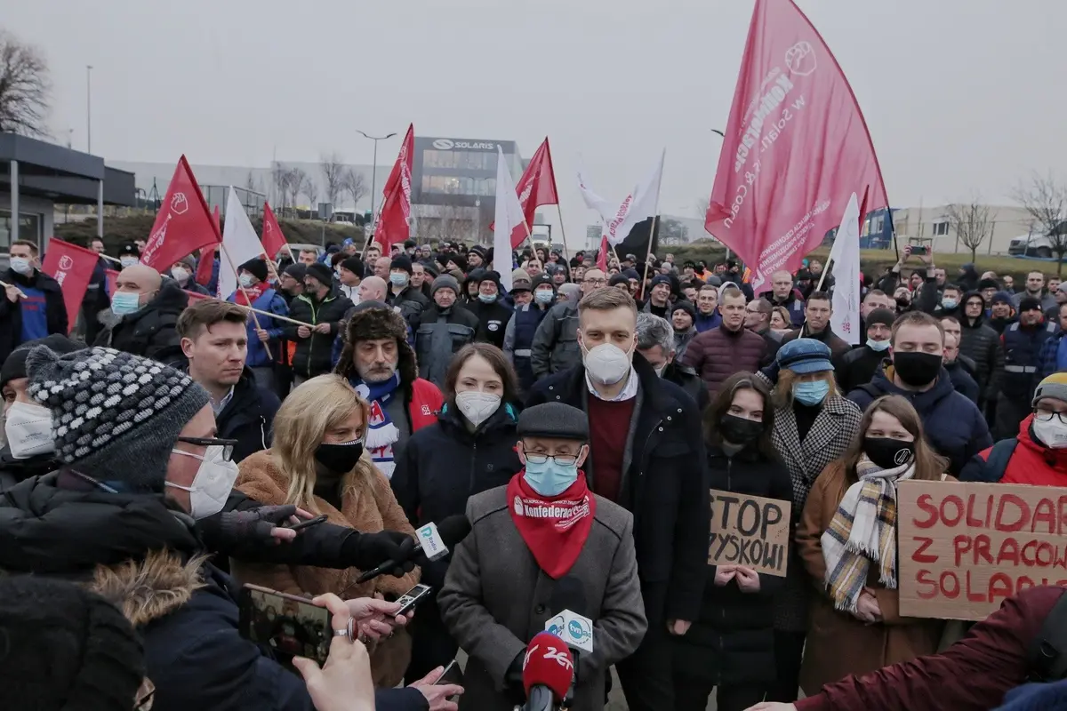 Pikieta solidarności z pracownikami Solarisa