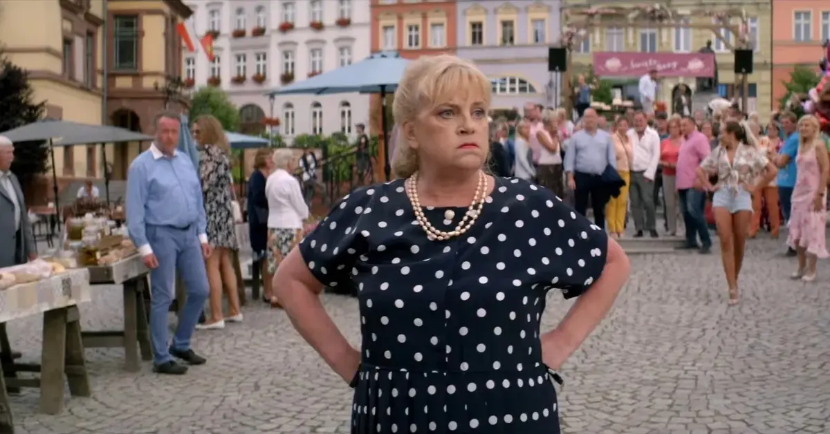 Kadr z filmu "Miłość jest blisko".