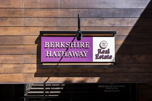 Berkshire Hathaway - logo 