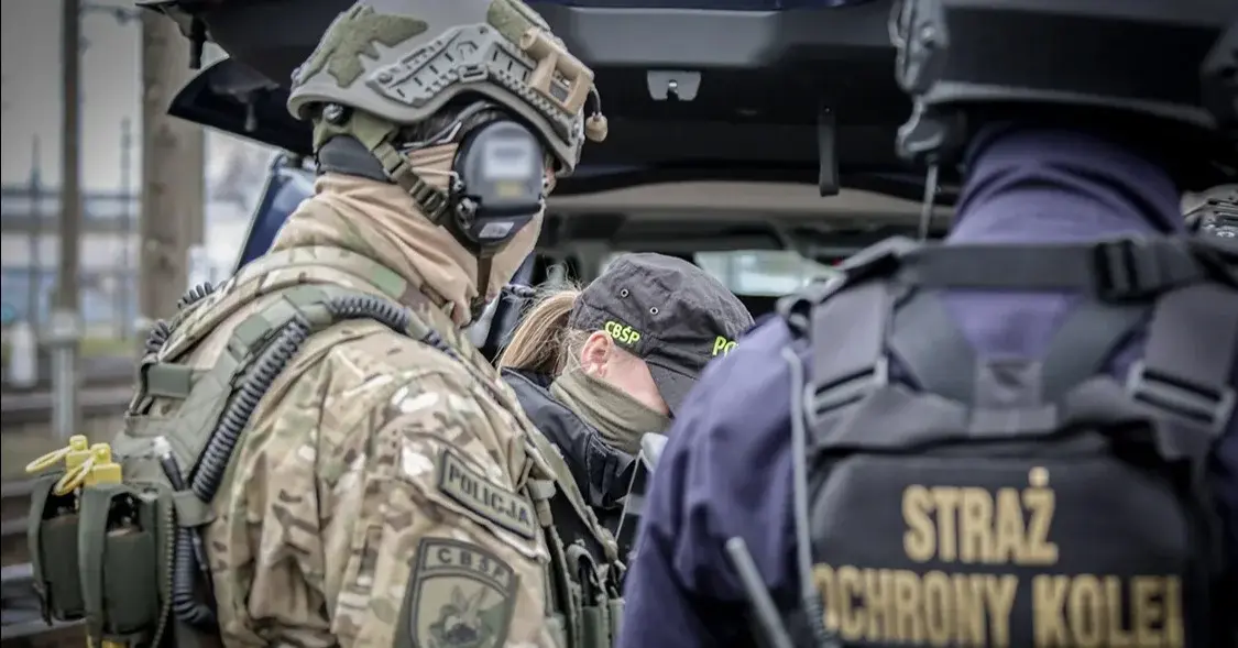 Policjant i Strażnik Ochrony Kolei