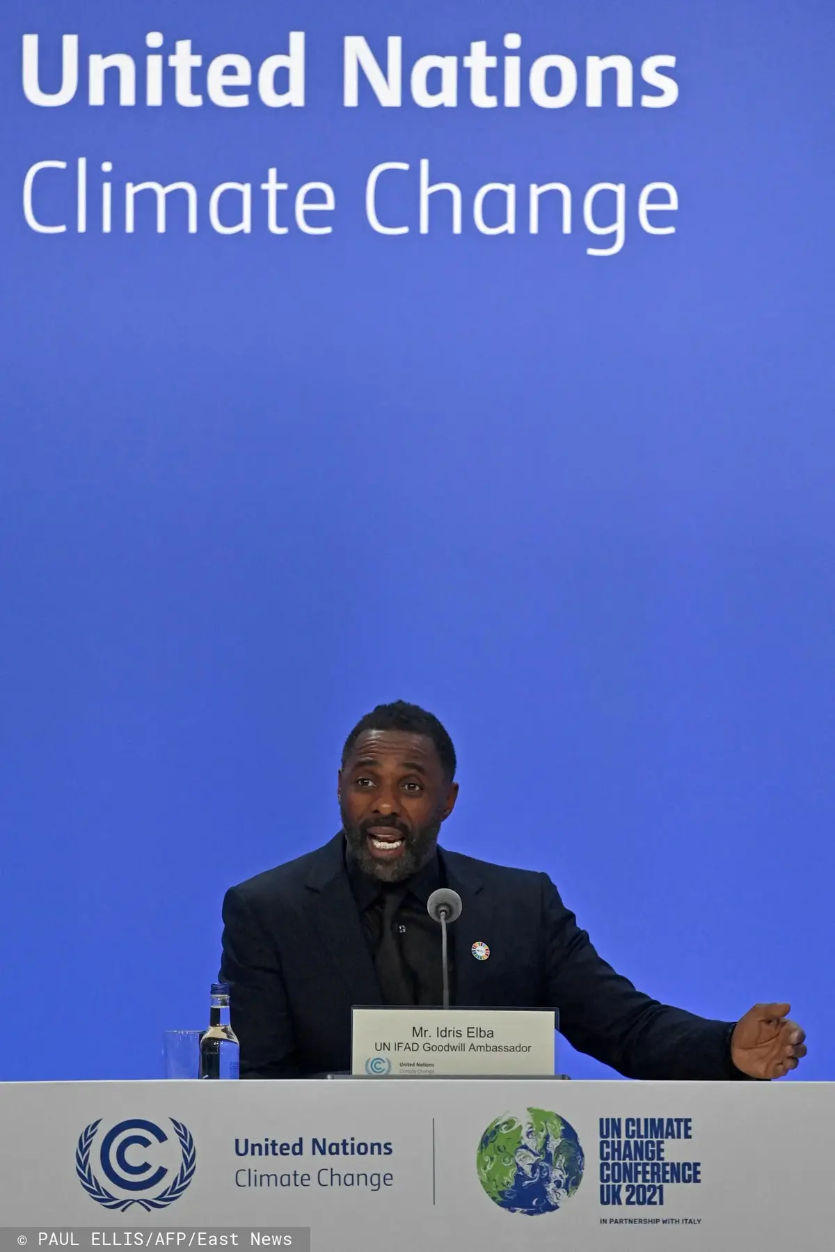 Jeden z mówców podczas COP26 w Glasgow 