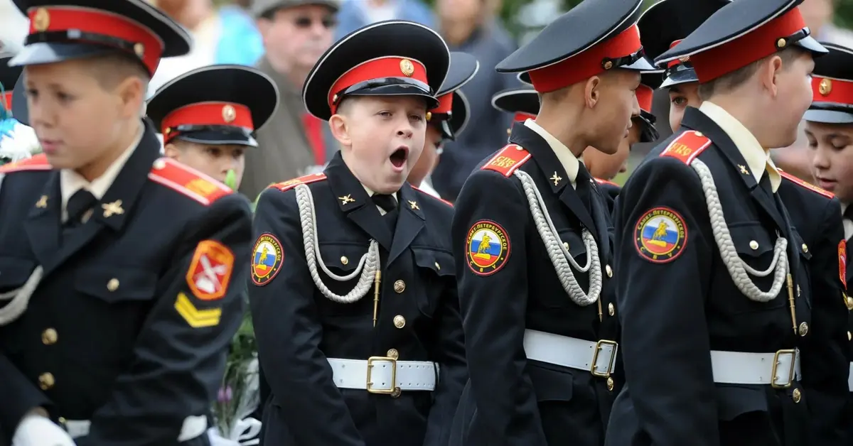 Główne zdjęcie - Historia i Teraźniejszość - wersja rosyjska. Uczniowie usłyszą o wojnie w Ukrainie