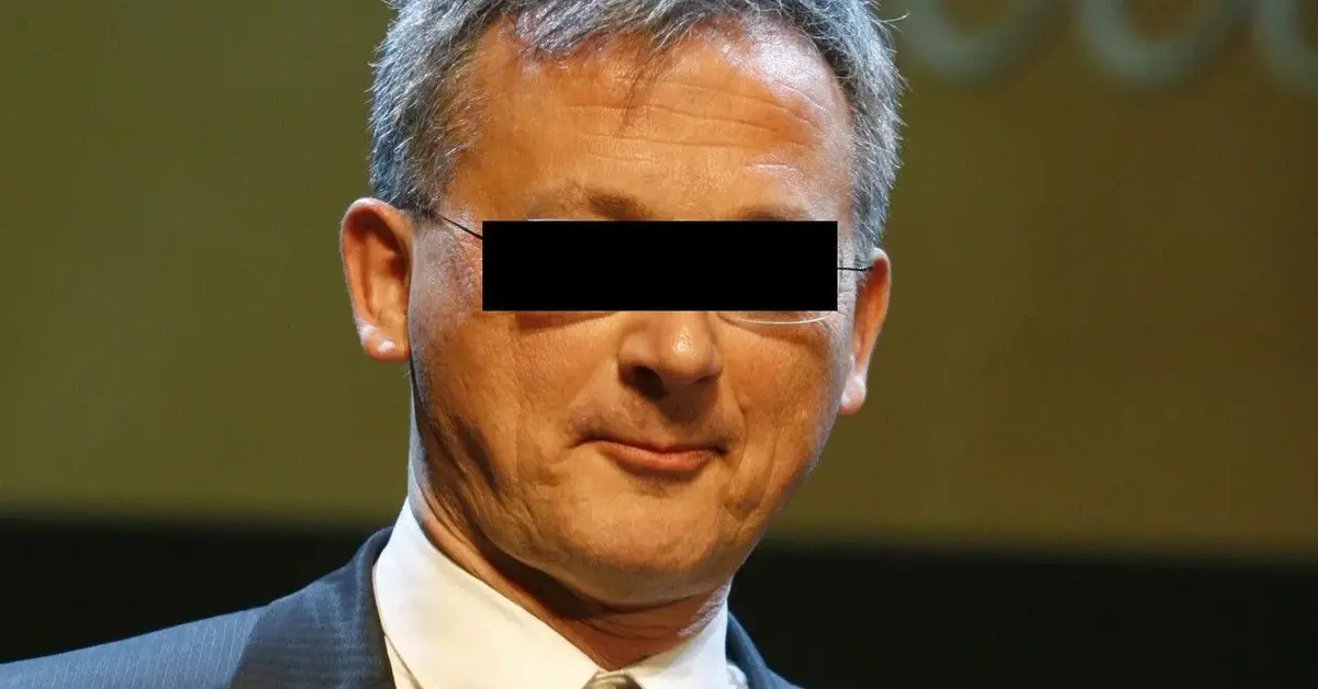 Mariusz ziomecki w garniturze na gali 