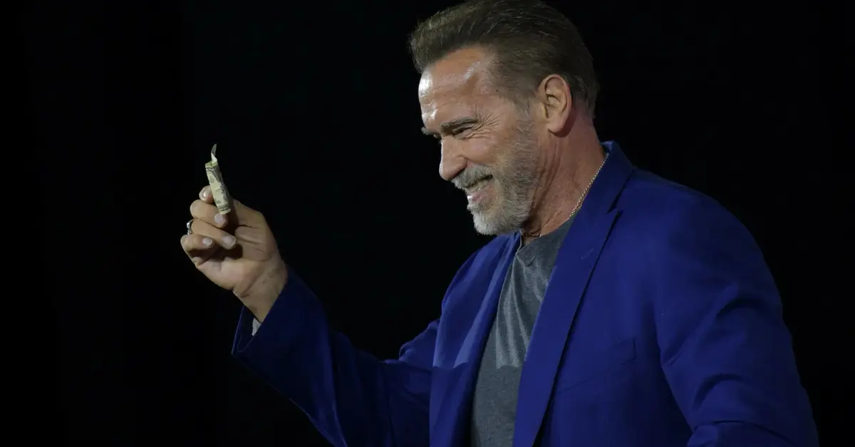 Arnold Schwarzenegger