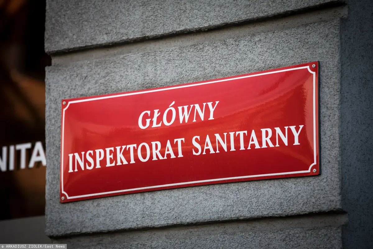 Tabliczka z napisem GIS