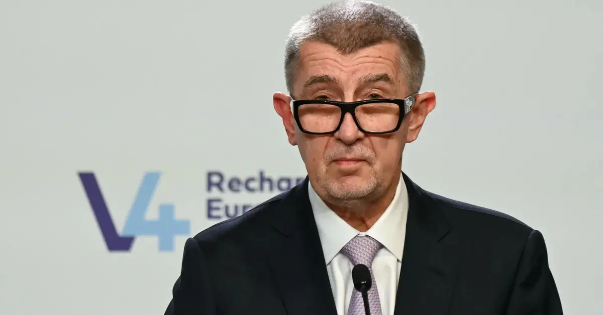 Premier Czech Andrej Babis w czasie konferencji prasowej