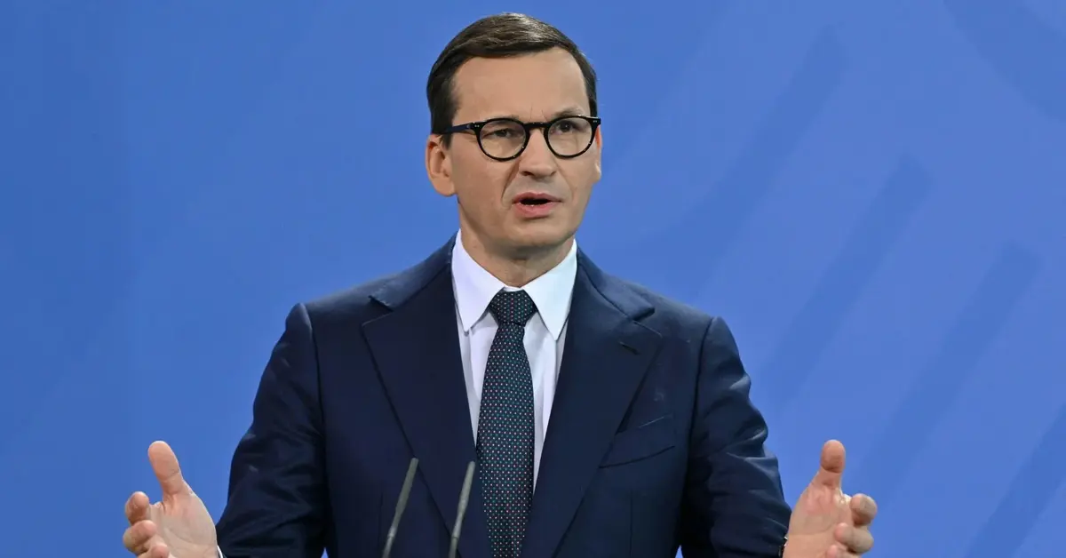 Mateusz Morawiecki przemawiający w czasie konferencji prasowej 
