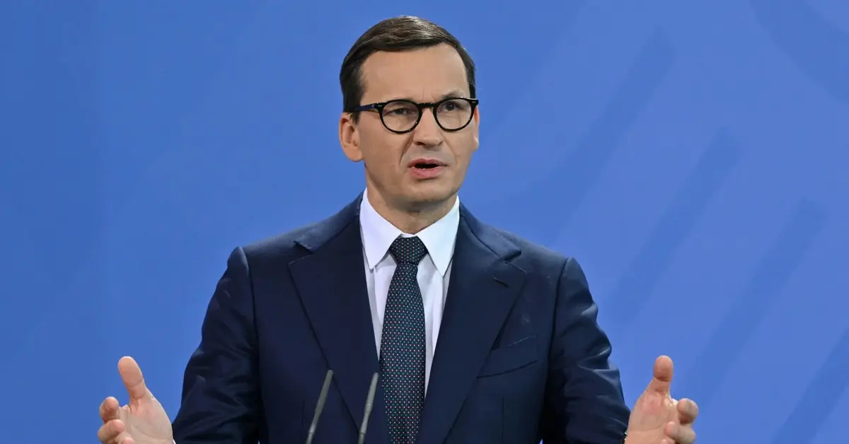 Mateusz Morawiecki przemawiający w czasie konferencji prasowej 