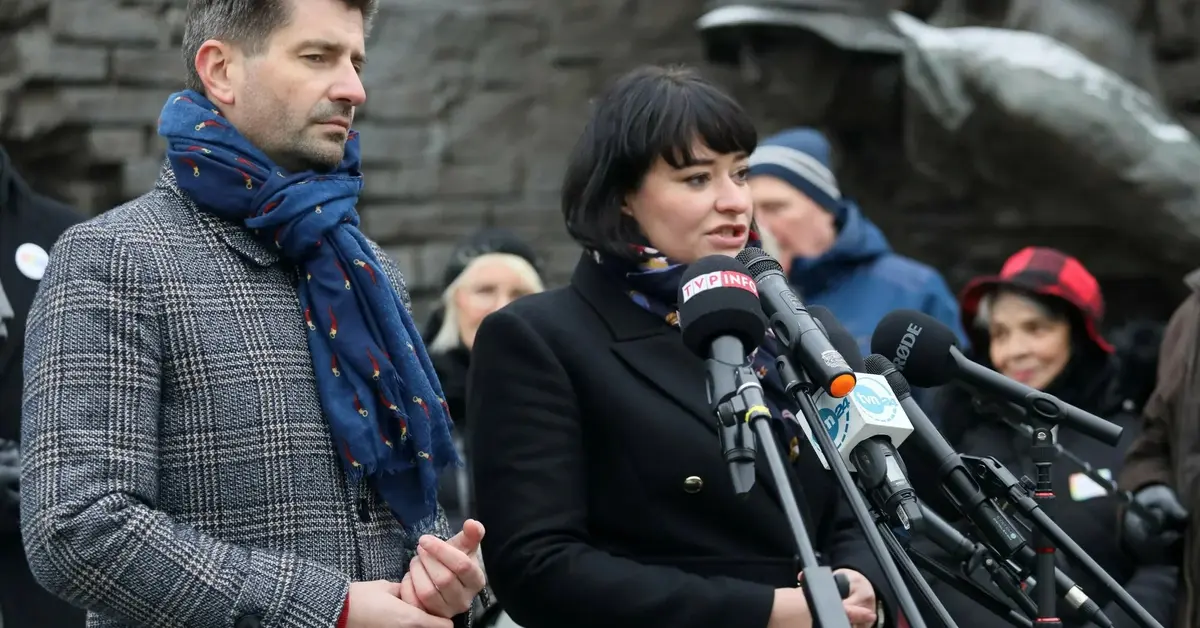 Anna Maria Żukowska - Konferencja prasowa w Porozumieniu dla Praworządności