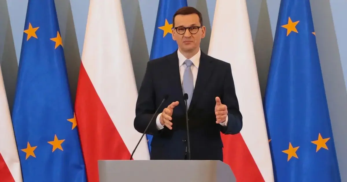 Mateusz Morawiecki przemawiający w trakcie konferencji prasowej