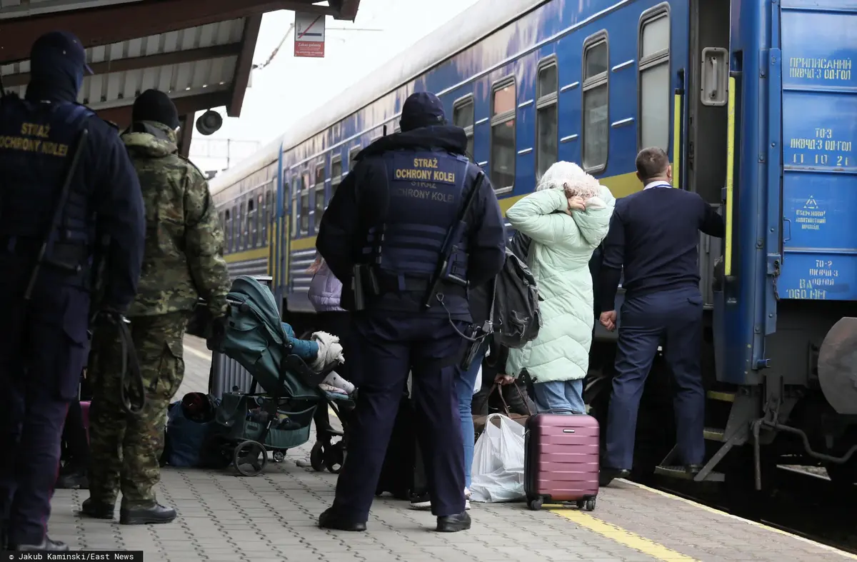 Obywatele Ukrainy przyjeżdżają do Polski