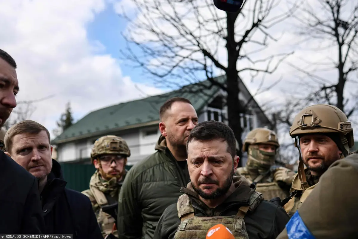 Zełenski w Buczy