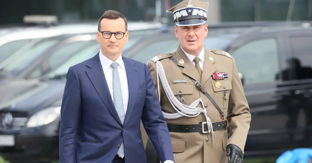 Główne zdjęcie - Morawiecki napisał artykuł dla prestiżowej francuskiej gazety o „przywódcach uwiedzionych przez Putina”