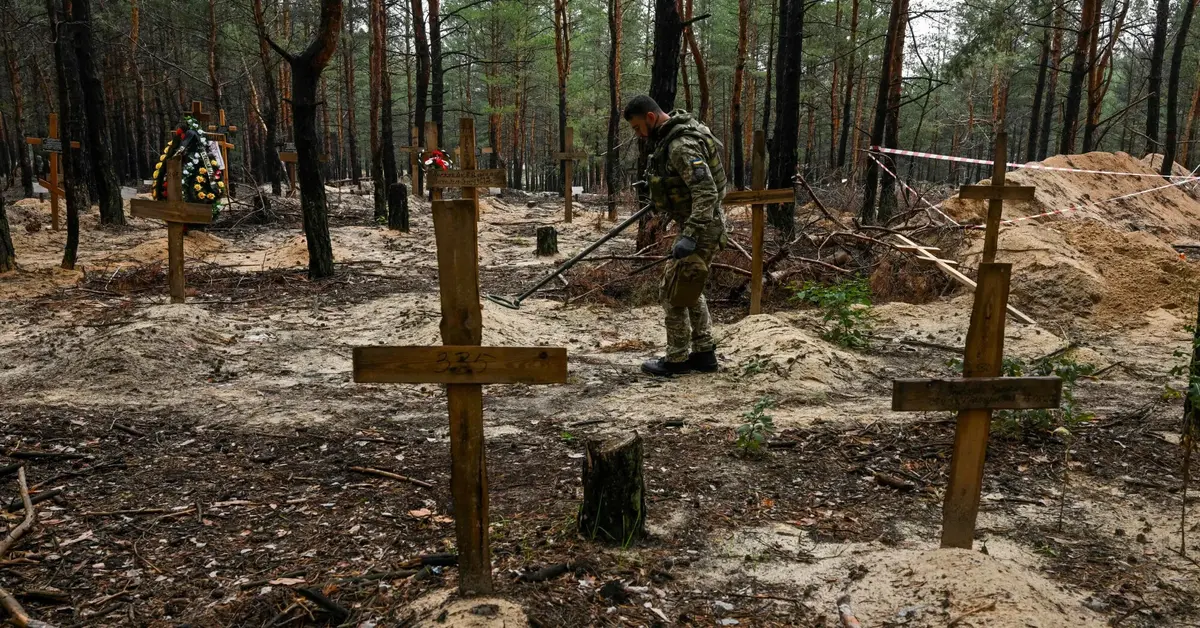 Główne zdjęcie - Masowy grób z ciałami 450 osób. "Jest gorzej niż w Buczy"