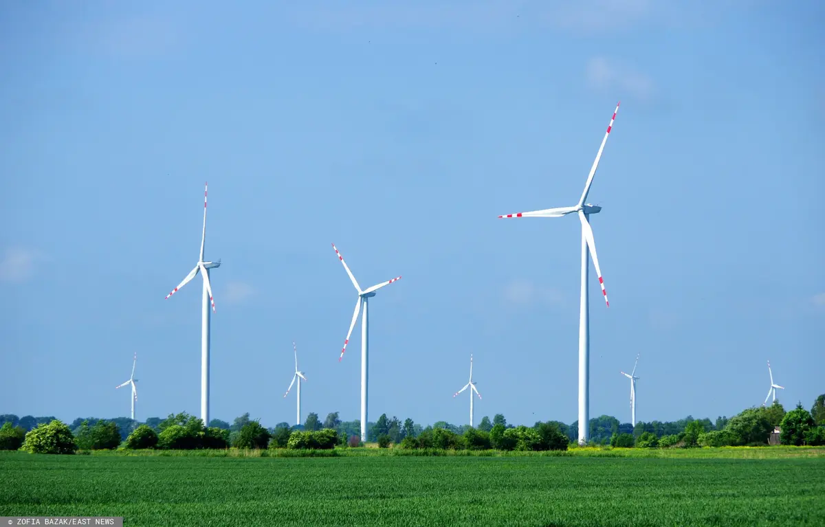 Wiatraki. Odnawialne źródła energii