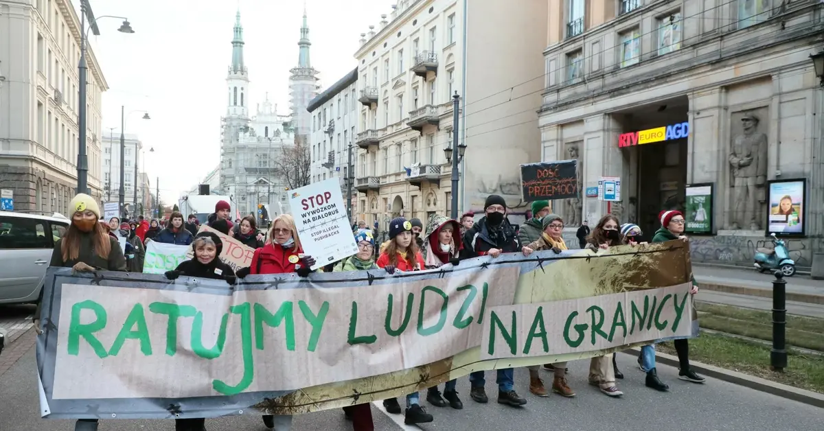 Główne zdjęcie - W lesie na granicy zaginęła dziewczynka