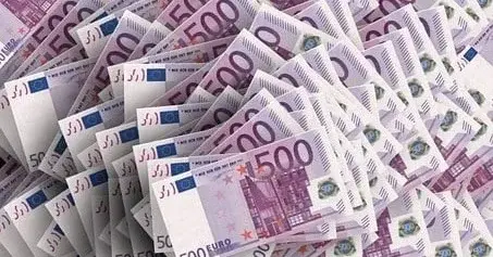 Banknoty po 500 euro