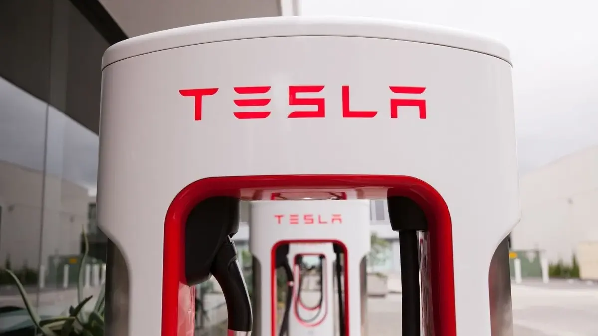 Ładowarka Tesla SuperCharger