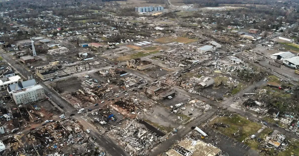 Szkody spowodowane przez tornado