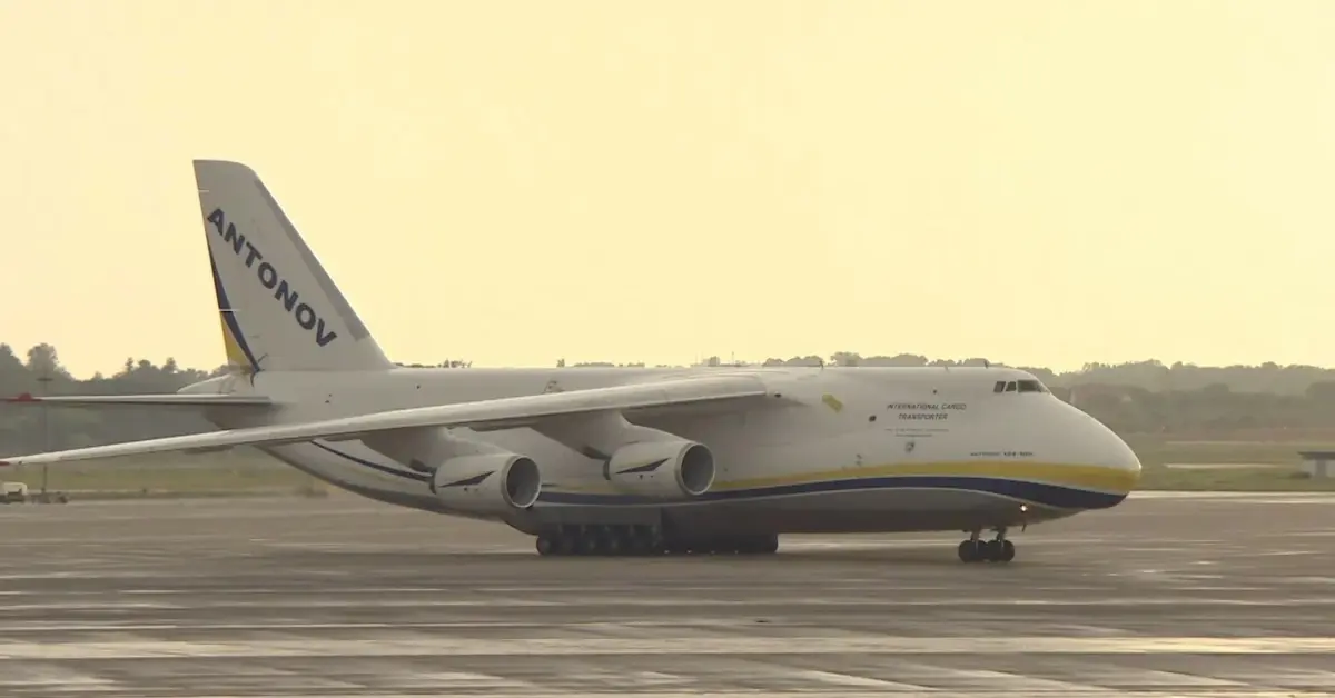 Główne zdjęcie - Antonov AN-225 - największy transportowy samolot świata. Najważniejsze informacje