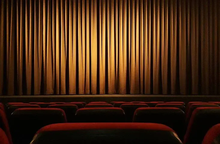 Sala kinowa, pełna pustych siedzeń - Berlinale 