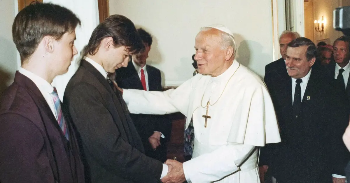 Jan Paweł II z młodzieżą