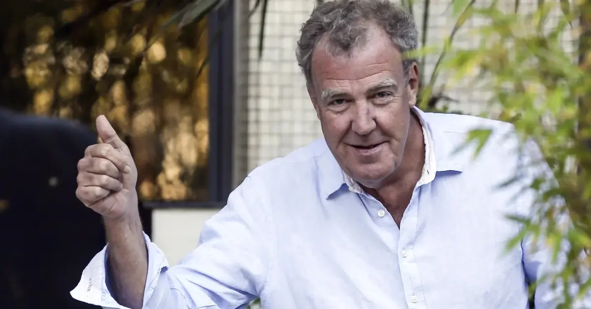 Jeremy Clarkson macha do reporterów