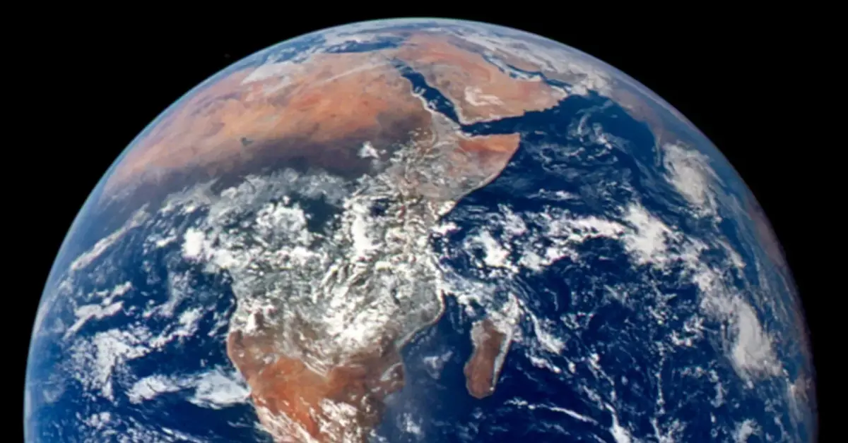 Główne zdjęcie - Dzień Ziemi. Google pokazuje, jak zmienia się klimat na naszej planecie