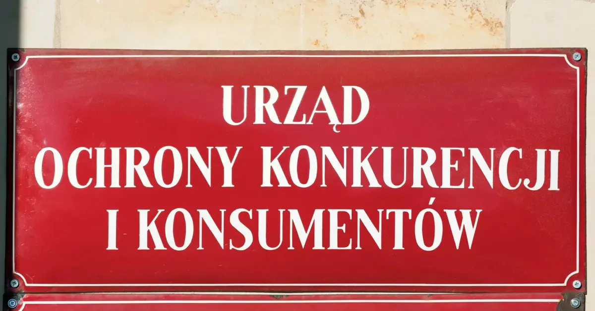 UOKiK - tabliczka