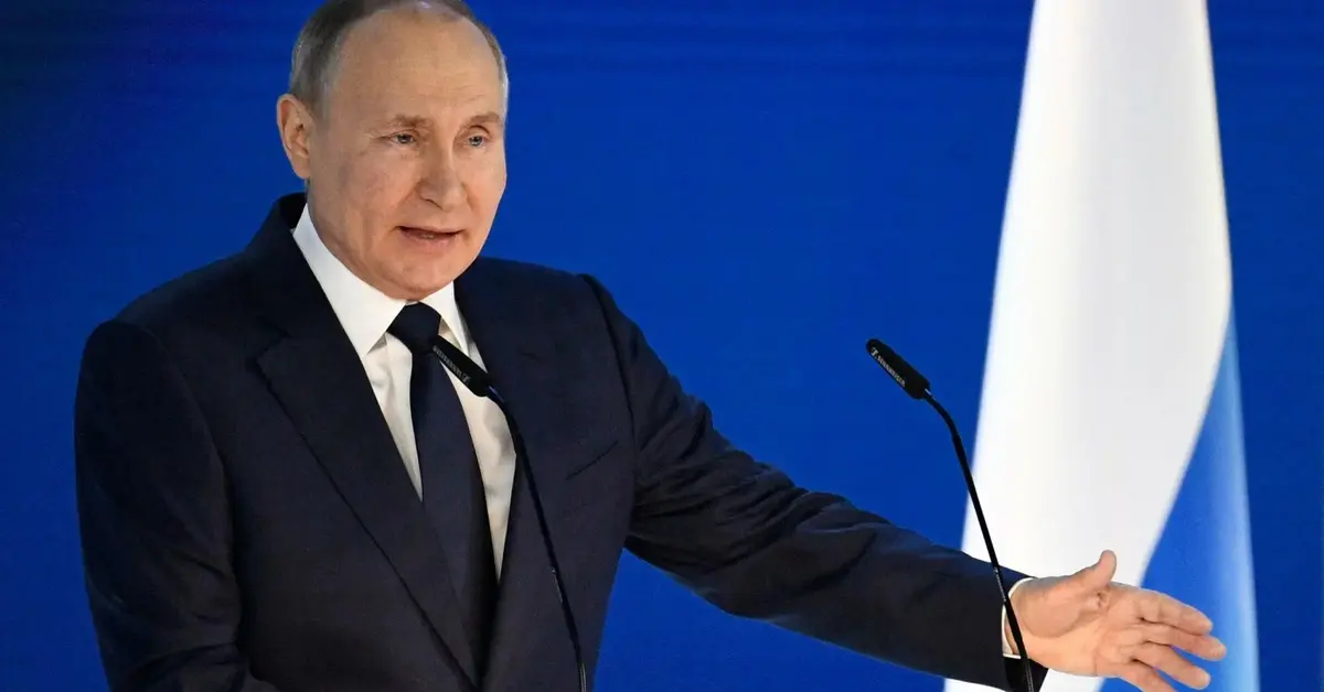 Główne zdjęcie - Putin chce przeciągać wojnę i straszy bombą atomową. Rosjanie uciekają z kraju