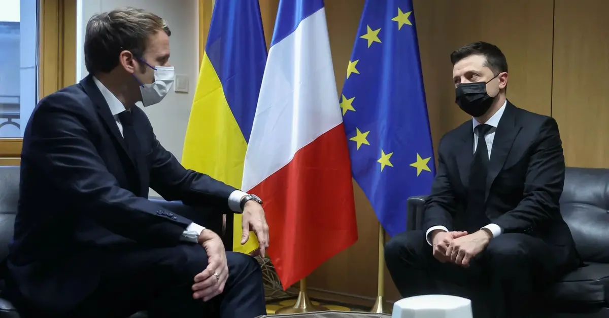 Macron i Zełenski