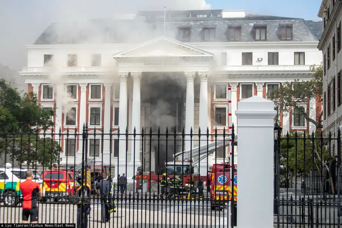 Pożar parlamentu RPA.