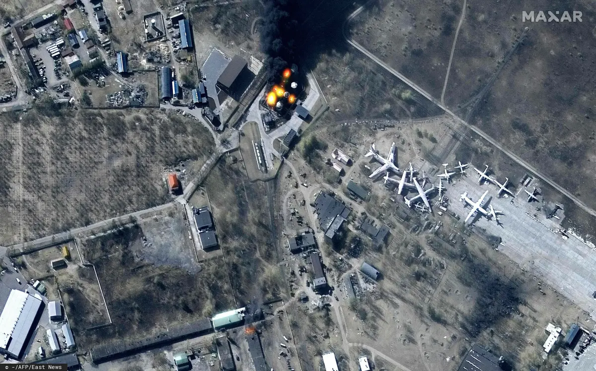 satelitarne zdjęcie zniszczeń