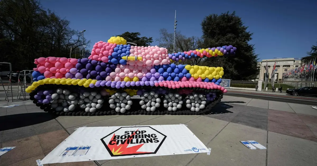 czołg z balonów
