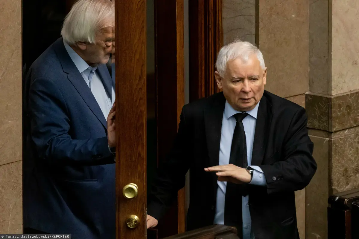 Jarosław Kaczyński obok Ryszarda Terleckiego