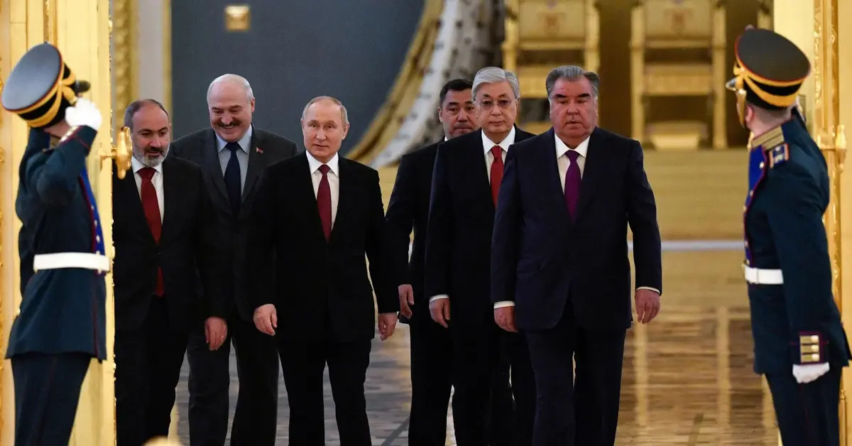 Władimir Putin, Aleksander Łukaszenko, Sadyr Japarov, Kassym-Jomart Tokayev, Emomali Rakhmon 