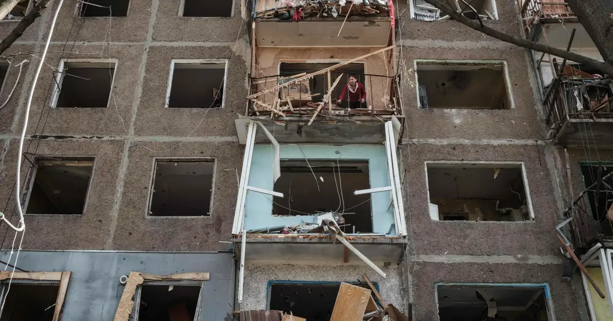Główne zdjęcie - Ostrzały miast w centralnej Ukrainie. Zełenski: "byliśmy, jesteśmy i będziemy"