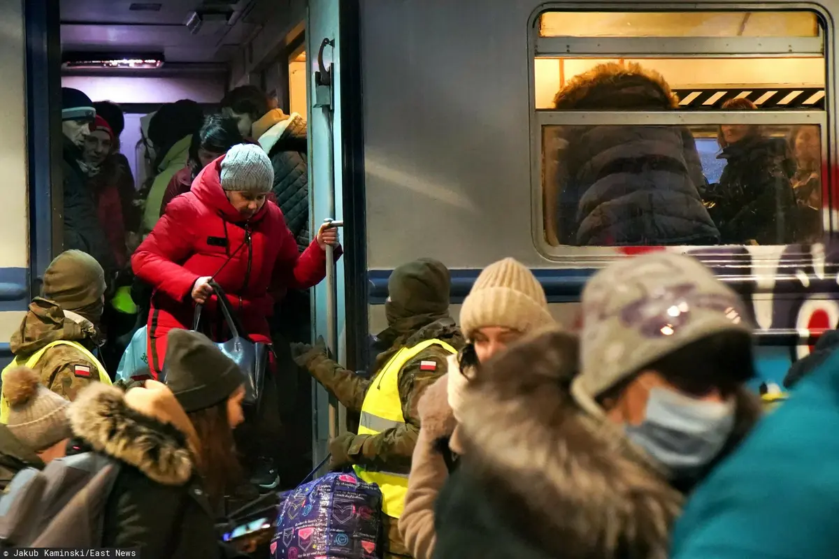 Obywatele Ukrainy przyjeżdzają do Polski