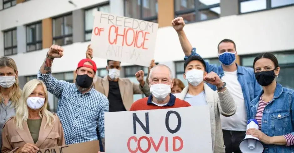 protest przeciwników pandemii