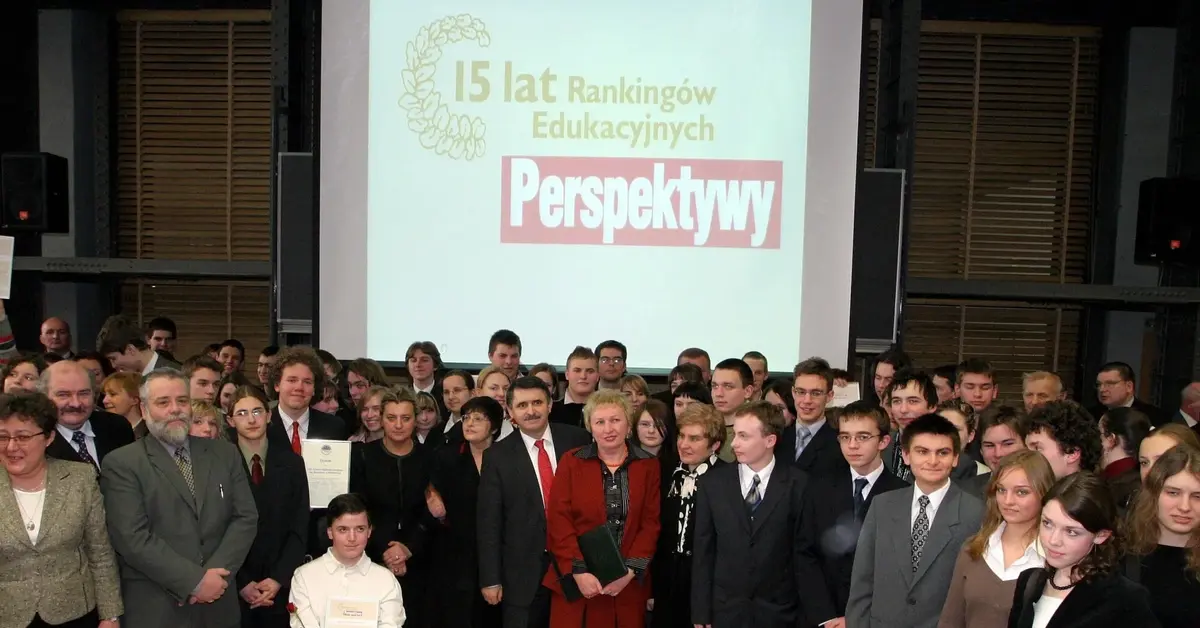 Główne zdjęcie - Ranking Perspektywy - najlepsze szkoły średnie i wyższe w Polsce