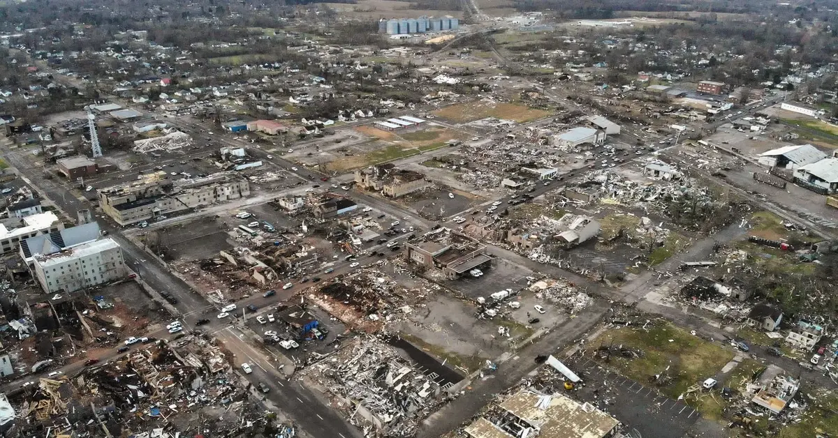 Główne zdjęcie - Tornado w USA. Zginęło ponad 100 osób!